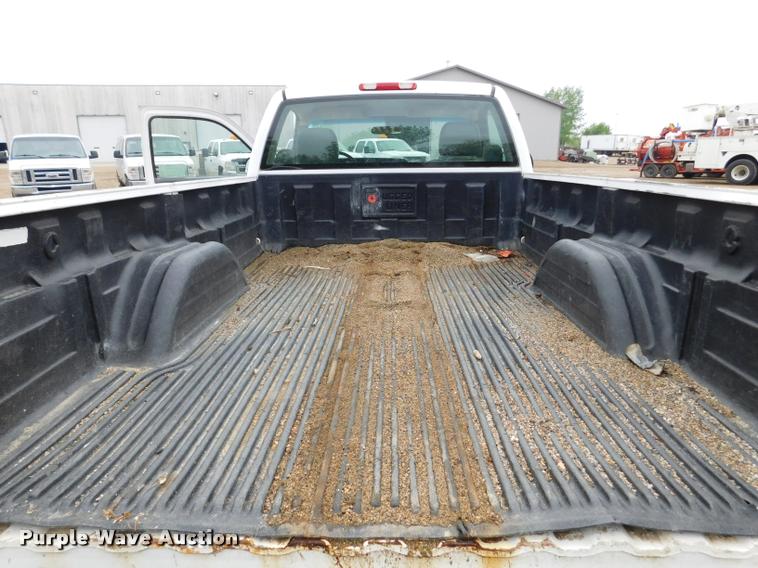 image for item DA1034 2005 Chevrolet Silverado 2500HD pickup truck