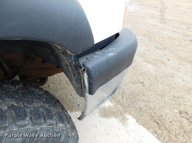 image for item DA1034 2005 Chevrolet Silverado 2500HD pickup truck