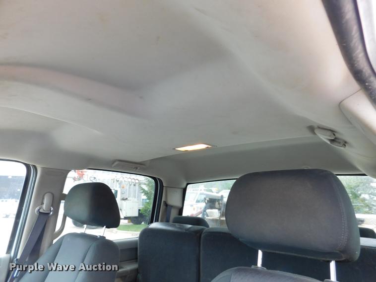 image for item DA1035 2011 GMC Sierra 3500HD Crew Cab pickup truck