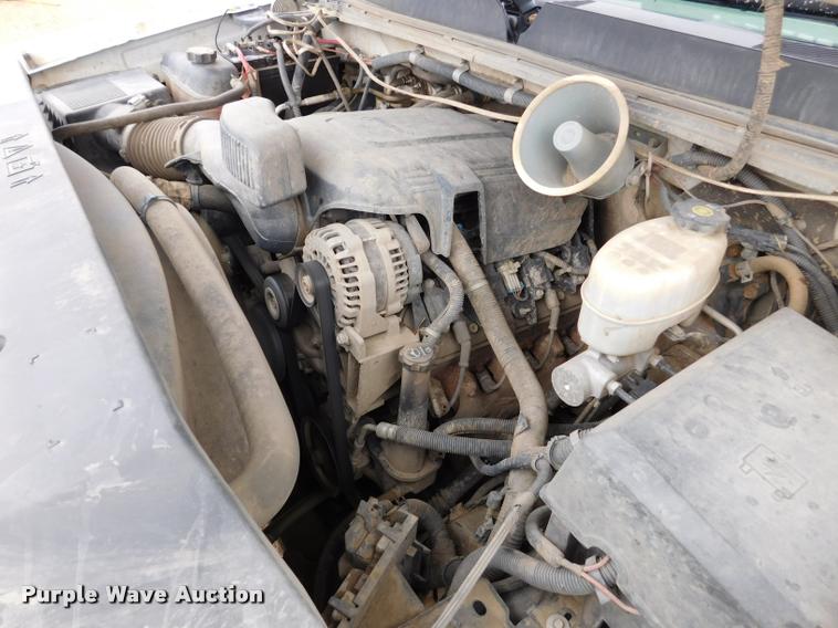 image for item DA1035 2011 GMC Sierra 3500HD Crew Cab pickup truck