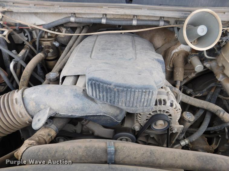 image for item DA1035 2011 GMC Sierra 3500HD Crew Cab pickup truck