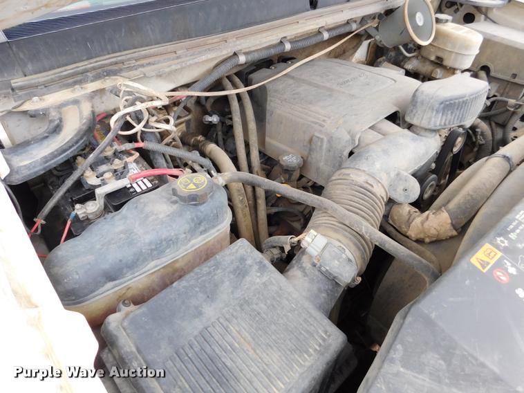 image for item DA1035 2011 GMC Sierra 3500HD Crew Cab pickup truck