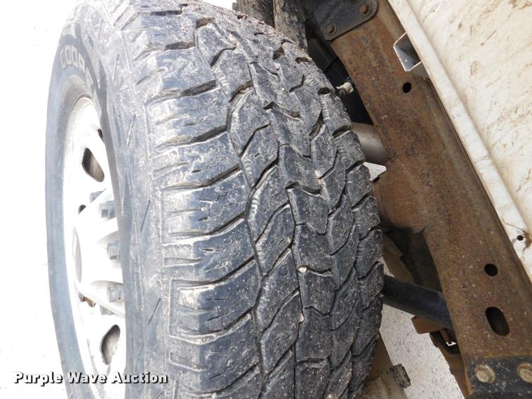 image for item DA1035 2011 GMC Sierra 3500HD Crew Cab pickup truck