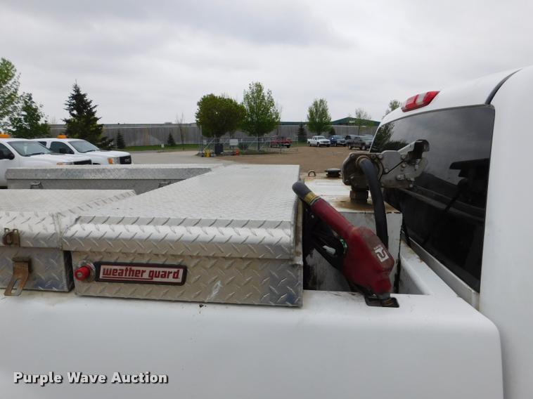 image for item DA1035 2011 GMC Sierra 3500HD Crew Cab pickup truck