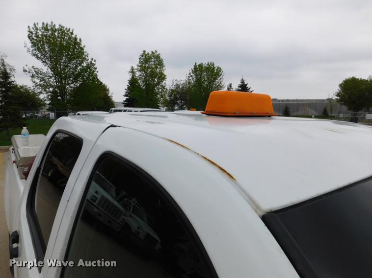 image for item DA1035 2011 GMC Sierra 3500HD Crew Cab pickup truck