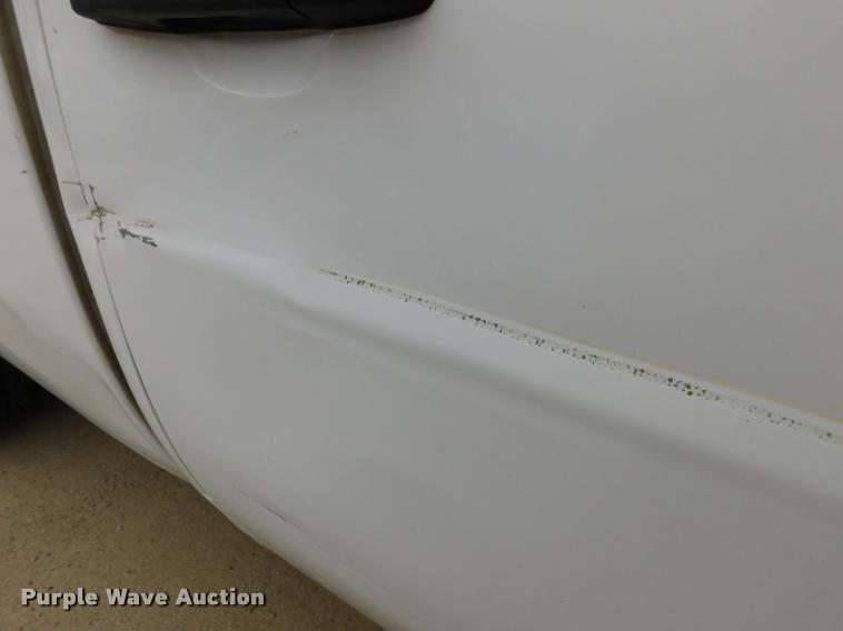 image for item DA1035 2011 GMC Sierra 3500HD Crew Cab pickup truck