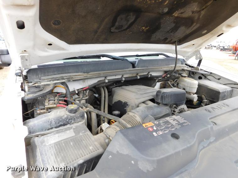 image for item DA1037 2011 GMC Sierra 3500HD Crew Cab pickup truck