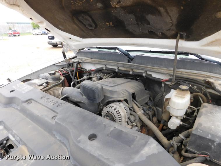 image for item DA1037 2011 GMC Sierra 3500HD Crew Cab pickup truck