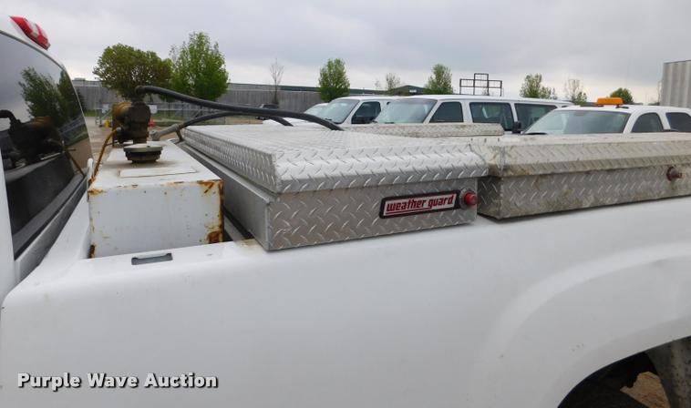 image for item DA1037 2011 GMC Sierra 3500HD Crew Cab pickup truck