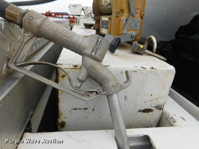 image for item DA1037 2011 GMC Sierra 3500HD Crew Cab pickup truck