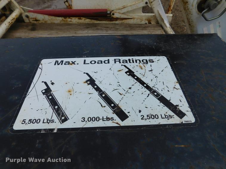 image for item DA1042 2010 Larson 5600 reel trailer