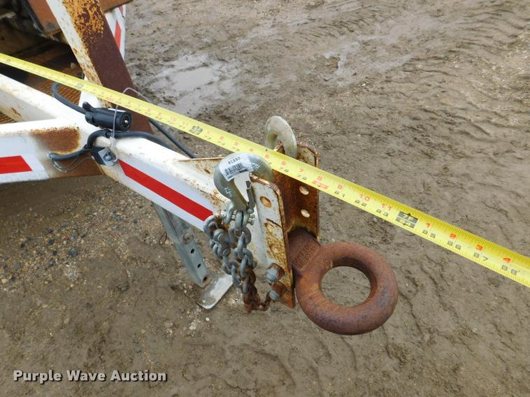 image for item DA1042 2010 Larson 5600 reel trailer