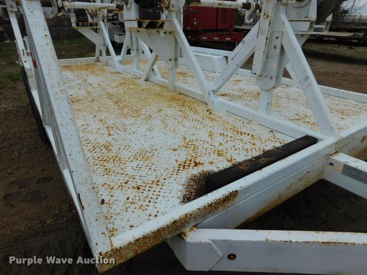 image for item DA1044 2013 Lane TRL reel trailer