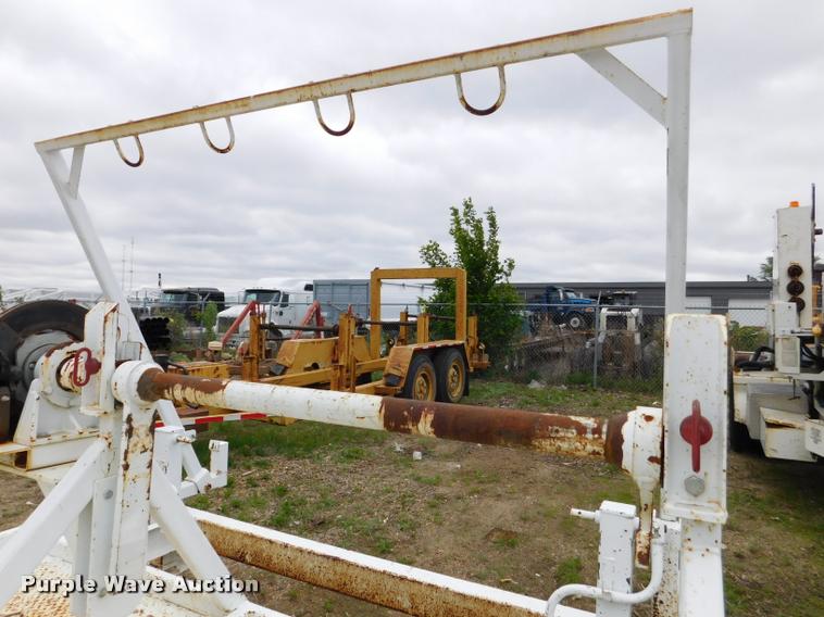 image for item DA1044 2013 Lane TRL reel trailer