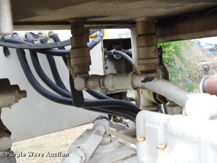 image for item DA1045 2006 Altec AD-108 self-propelled reel trailer