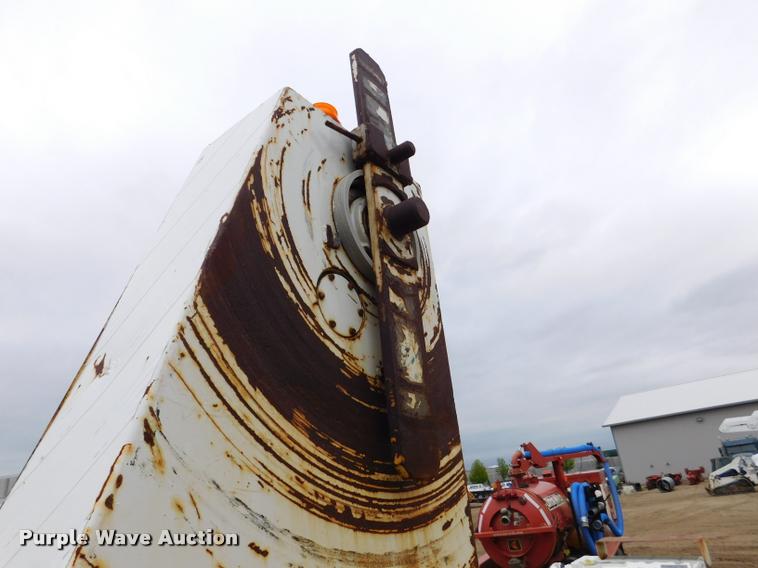 image for item DA1045 2006 Altec AD-108 self-propelled reel trailer