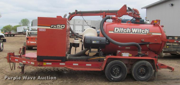 image for item DA1050 2013 Ditch Witch FX50 vacuum excavator trailer