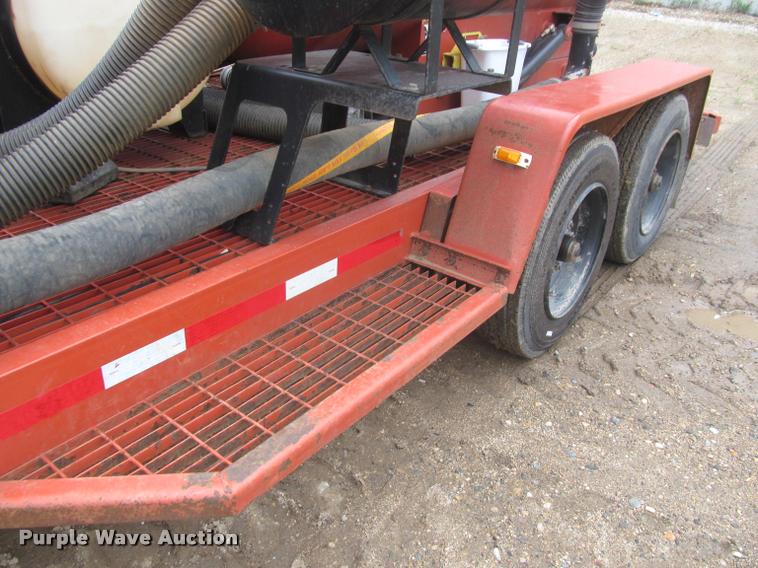image for item DA1050 2013 Ditch Witch FX50 vacuum excavator trailer