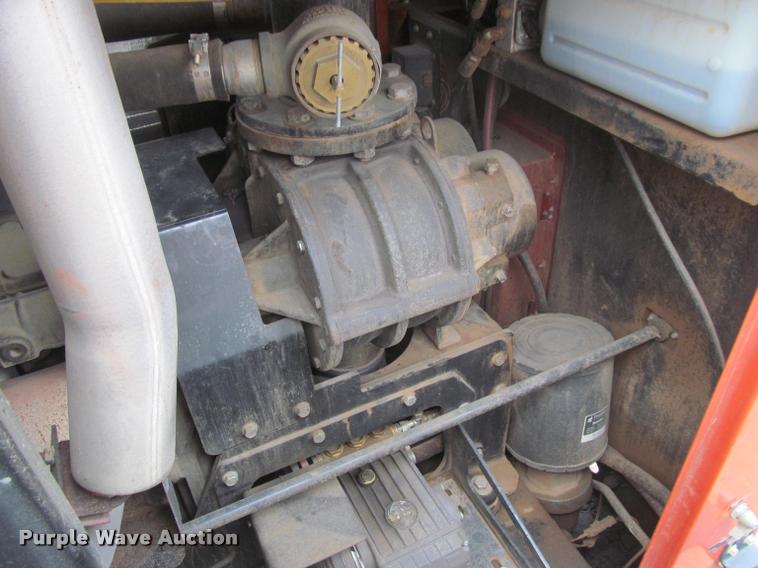 image for item DA1050 2013 Ditch Witch FX50 vacuum excavator trailer