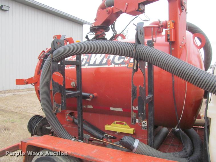 image for item DA1050 2013 Ditch Witch FX50 vacuum excavator trailer