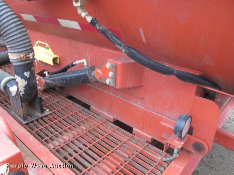 image for item DA1050 2013 Ditch Witch FX50 vacuum excavator trailer