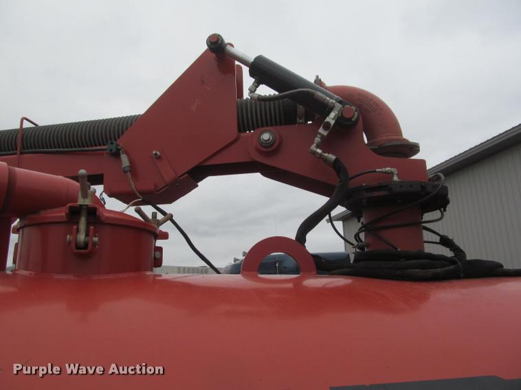 image for item DA1050 2013 Ditch Witch FX50 vacuum excavator trailer