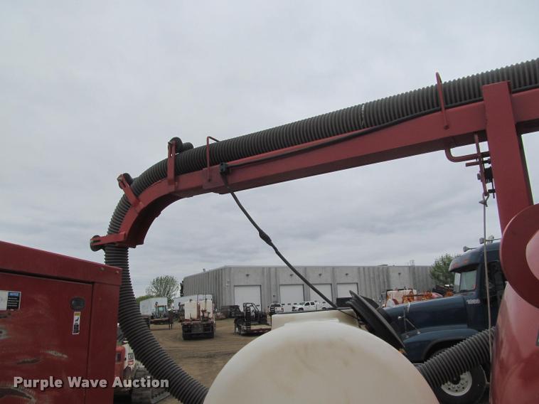 image for item DA1050 2013 Ditch Witch FX50 vacuum excavator trailer