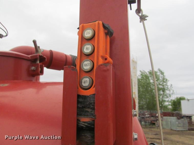 image for item DA1050 2013 Ditch Witch FX50 vacuum excavator trailer