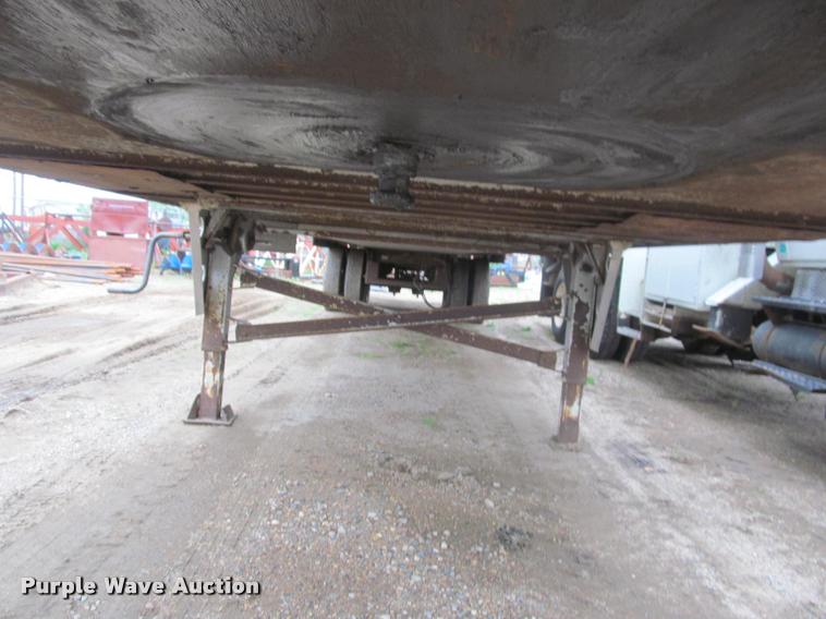 image for item DA1052 1989 Utility Trailers office trailer