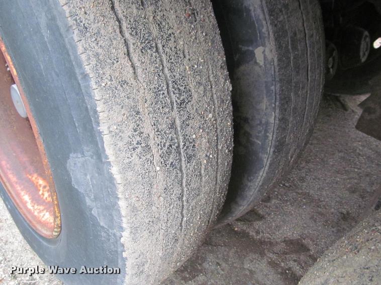 image for item DA1052 1989 Utility Trailers office trailer