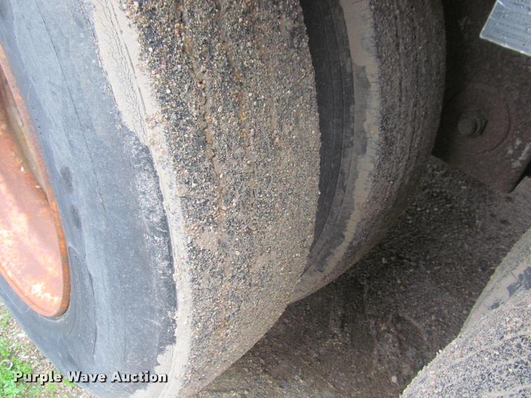 image for item DA1052 1989 Utility Trailers office trailer