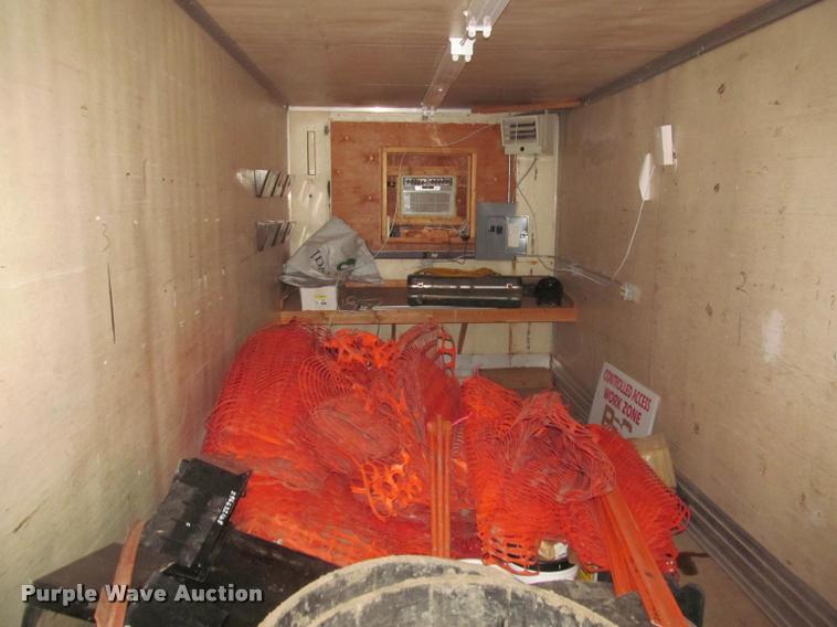 image for item DA1052 1989 Utility Trailers office trailer