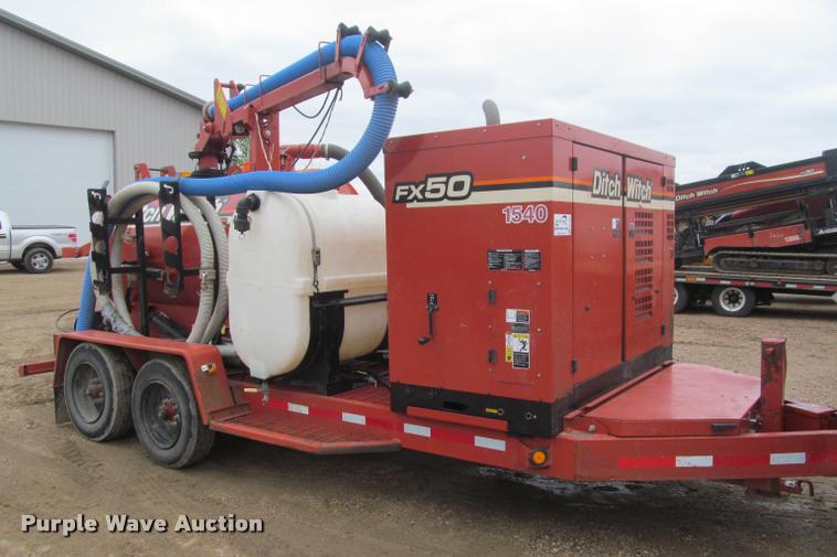 image for item DA1056 2013 Ditch Witch FX50 vacuum excavator trailer