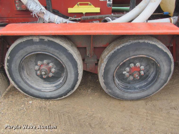 image for item DA1056 2013 Ditch Witch FX50 vacuum excavator trailer