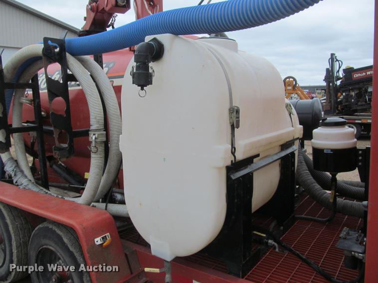 image for item DA1056 2013 Ditch Witch FX50 vacuum excavator trailer