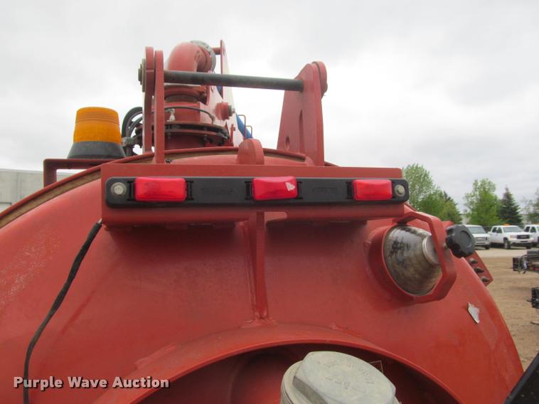 image for item DA1056 2013 Ditch Witch FX50 vacuum excavator trailer