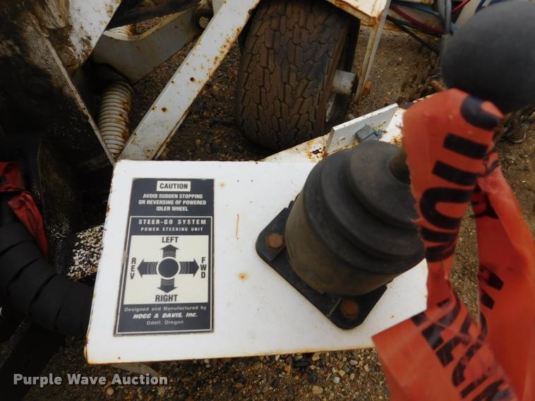 image for item DA1058 2005 Hogg Davis Hydra-Hog 985 self-propelled cable puller reel trailer