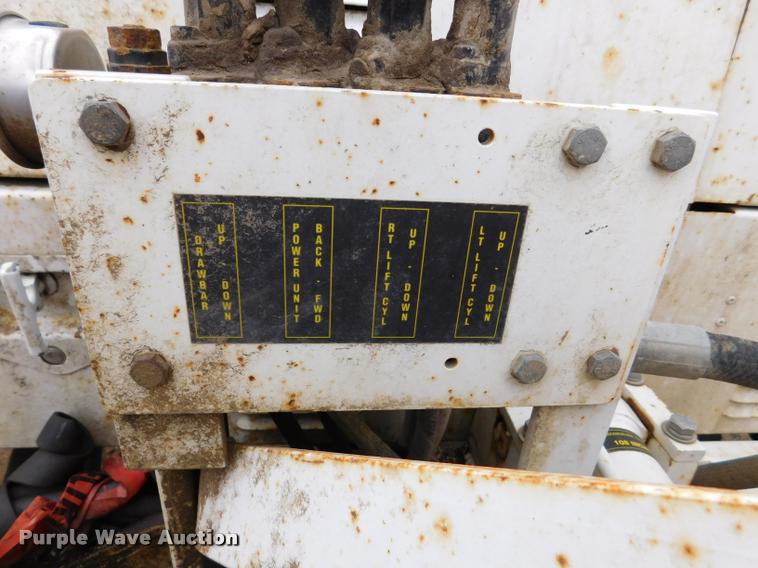 image for item DA1058 2005 Hogg Davis Hydra-Hog 985 self-propelled cable puller reel trailer