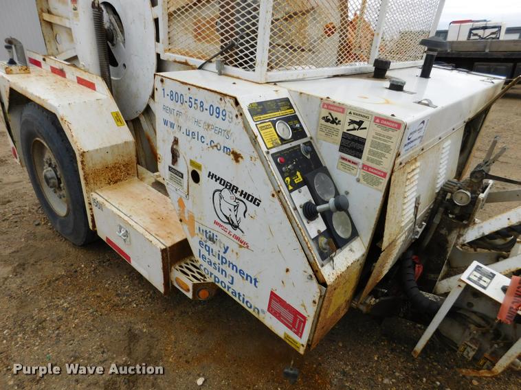 image for item DA1058 2005 Hogg Davis Hydra-Hog 985 self-propelled cable puller reel trailer