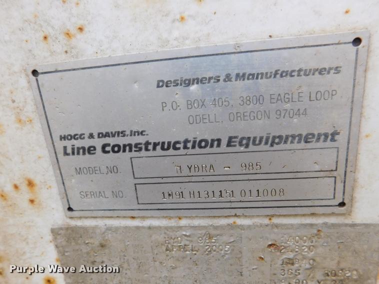 image for item DA1058 2005 Hogg Davis Hydra-Hog 985 self-propelled cable puller reel trailer