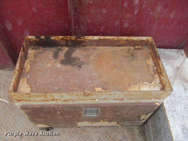 image for item DA1059 2006 Sterling A9500 flatbed truck with Ditch Witch mud mixing system