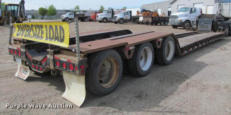 image for item DA1062 2005 Fontaine TL-55 lowboy equipment trailer