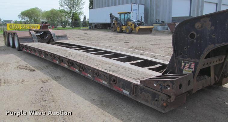 image for item DA1062 2005 Fontaine TL-55 lowboy equipment trailer