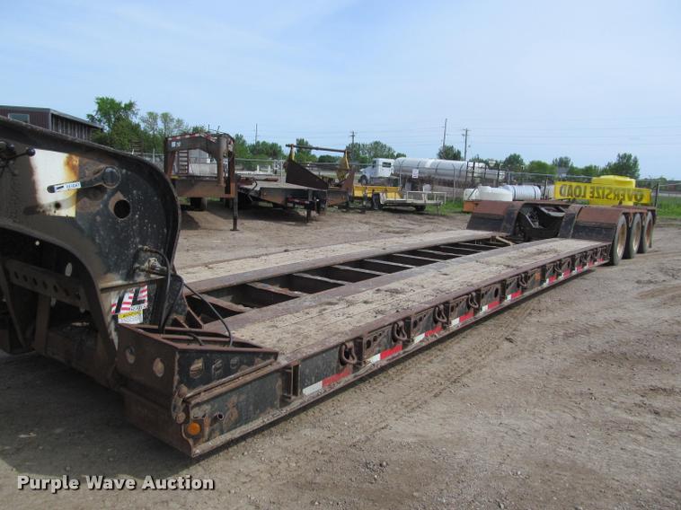 image for item DA1062 2005 Fontaine TL-55 lowboy equipment trailer