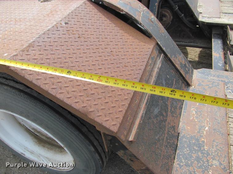 image for item DA1062 2005 Fontaine TL-55 lowboy equipment trailer