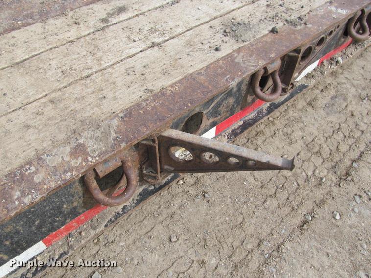 image for item DA1062 2005 Fontaine TL-55 lowboy equipment trailer
