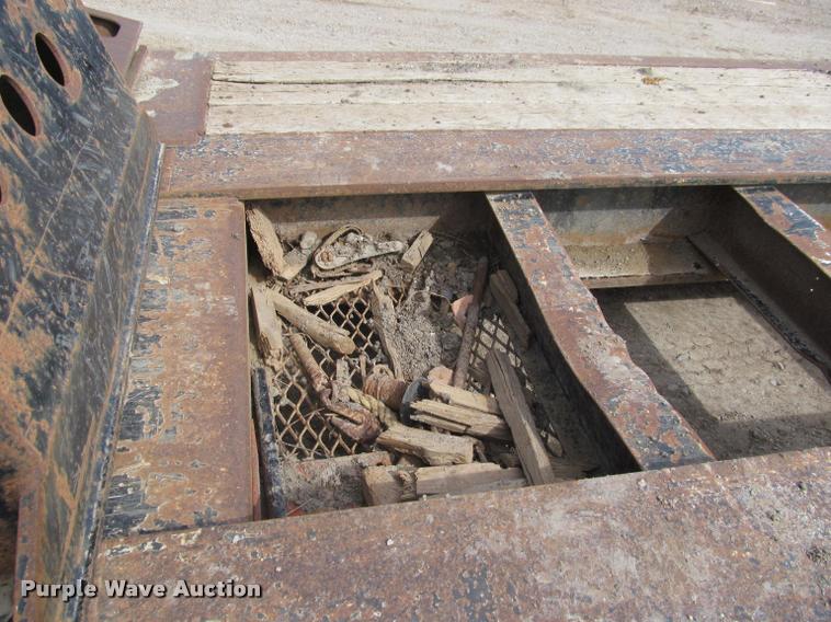 image for item DA1062 2005 Fontaine TL-55 lowboy equipment trailer