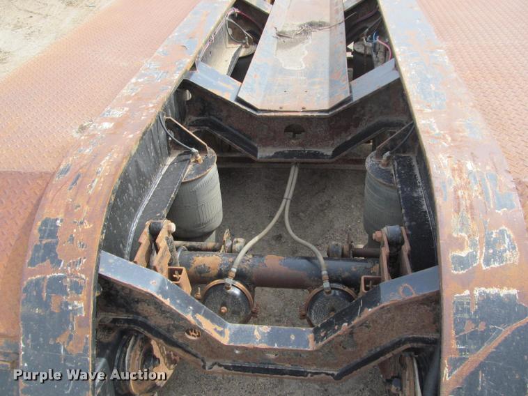 image for item DA1062 2005 Fontaine TL-55 lowboy equipment trailer