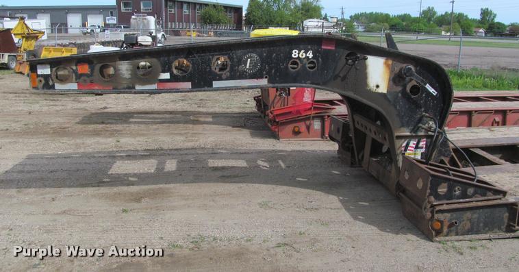 image for item DA1062 2005 Fontaine TL-55 lowboy equipment trailer