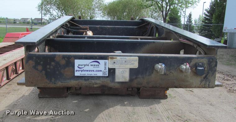 image for item DA1062 2005 Fontaine TL-55 lowboy equipment trailer